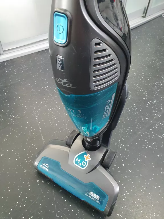 ODKURZACZ PIONOWY ETA MONETO AQUA PLUS 8449 90000