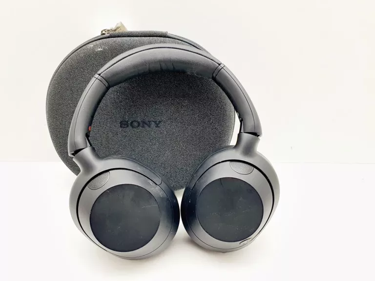 SŁUCHAWKI BEZPRZEWODOWE NAUSZNE SONY WH-ULT900NB CZARNE ETUI