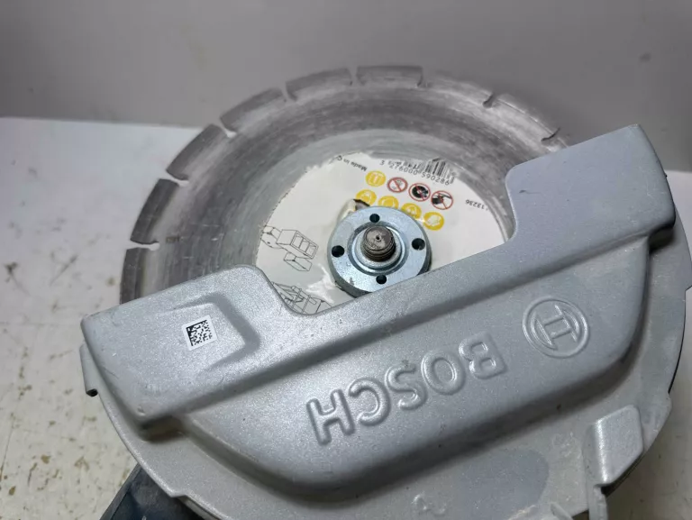 SZLIFIERKA BOSCH GWS 2200 230MM 2024R