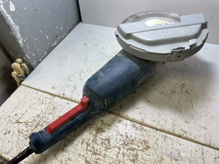 SZLIFIERKA BOSCH GWS 2200 230MM 2024R