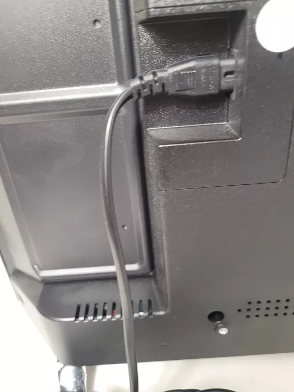 TELEWIZOR METZ 24MTC6000Z 24'