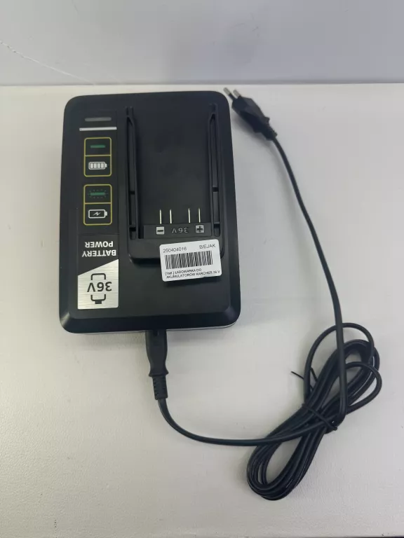 ŁADOWARKA DO AKUMULATORÓW KARCHER 36 V