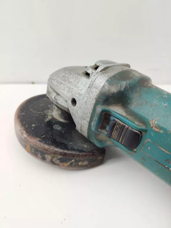 SZLIFIERKA MAKITA 9565H