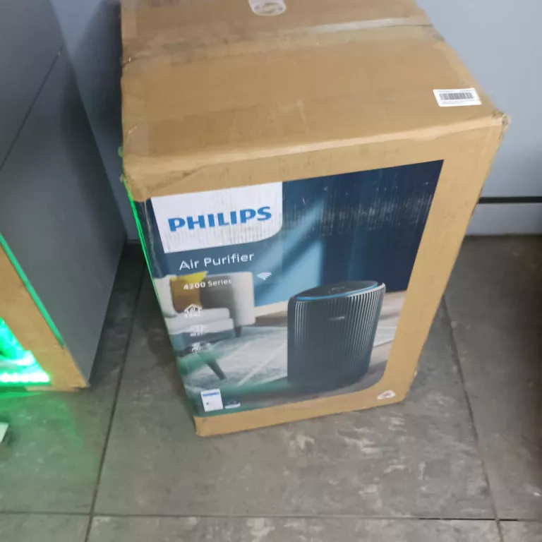 OCZYSZCZACZ POWIETRZA PHILIPS AC4221/11