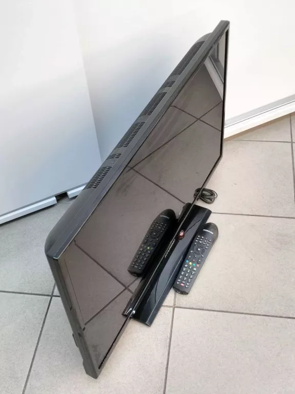 TELEWIZOR LED HYUNDAI HL32111 32" HD READY CZARNY + PILOT