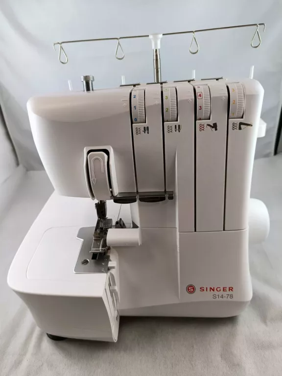 MASZYNA DO SZYCIA SINGER OVERLOCK 4-NITKOWY S14-78