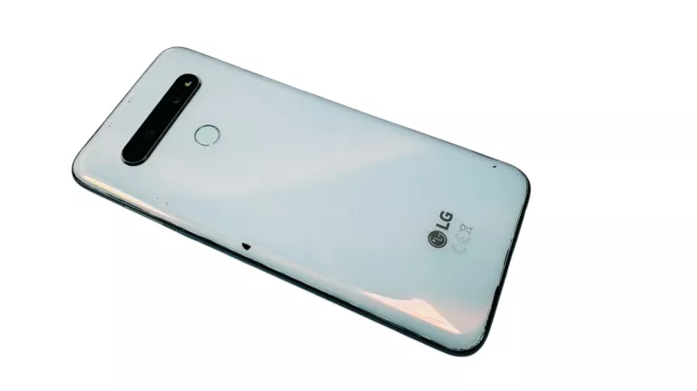 TELEFON LG K61 KOLOR BIAŁY 4/128GB STAN DOBRY