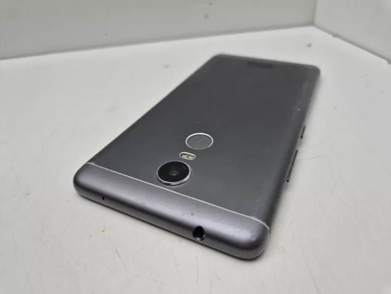 SMARTFON LENOVO K6 NOTE 3 GB / 32 GB 4G (LTE) SZARY