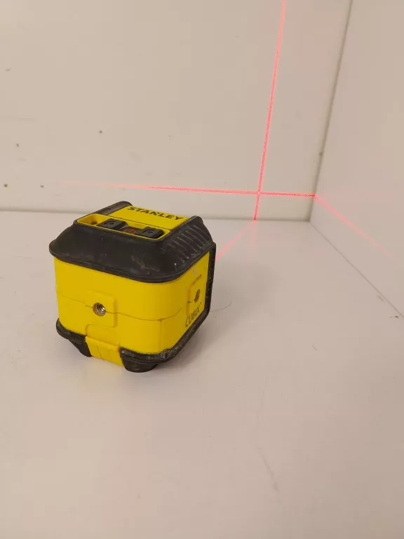 LASER KRZYŻOWY STANLEY CUBIX STHT77498-1