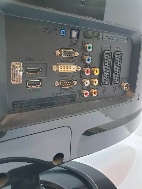 MONITOR LG M2262D + PILOT