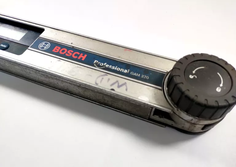 KĄTOMIERZ CYFROWY BOSCH GAM 220 450