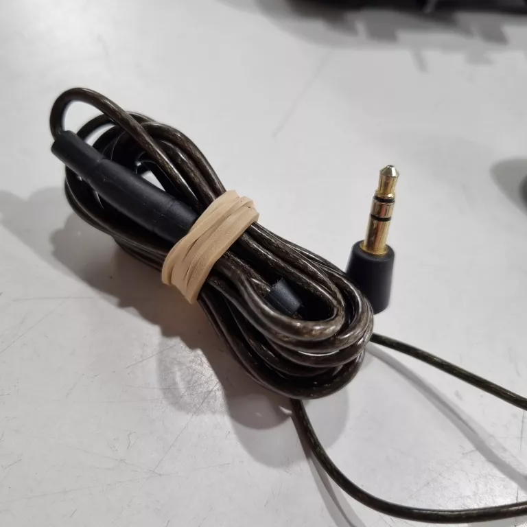 SŁUCHAWKI STUDYJNE DOUSZNE MACKIE MP-220