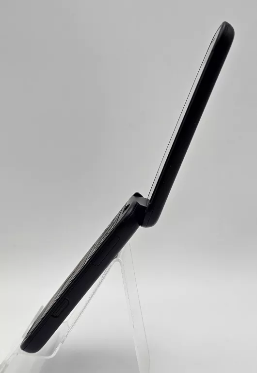 TELEFON NOKIA 2660 FLIP KOMPLET