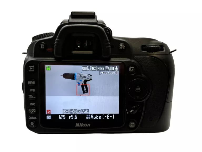 LUSTRZANKA NIKON D90 + NIKKOR 18-105MM PRZEBIEG 3012 ZDJĘĆ!