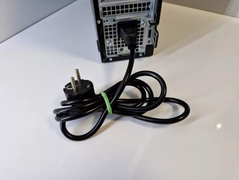 KOMPUTER PC DELL 7050 I3-6100 4GB RAM DDR4 120GB SSD WINDOWS 10