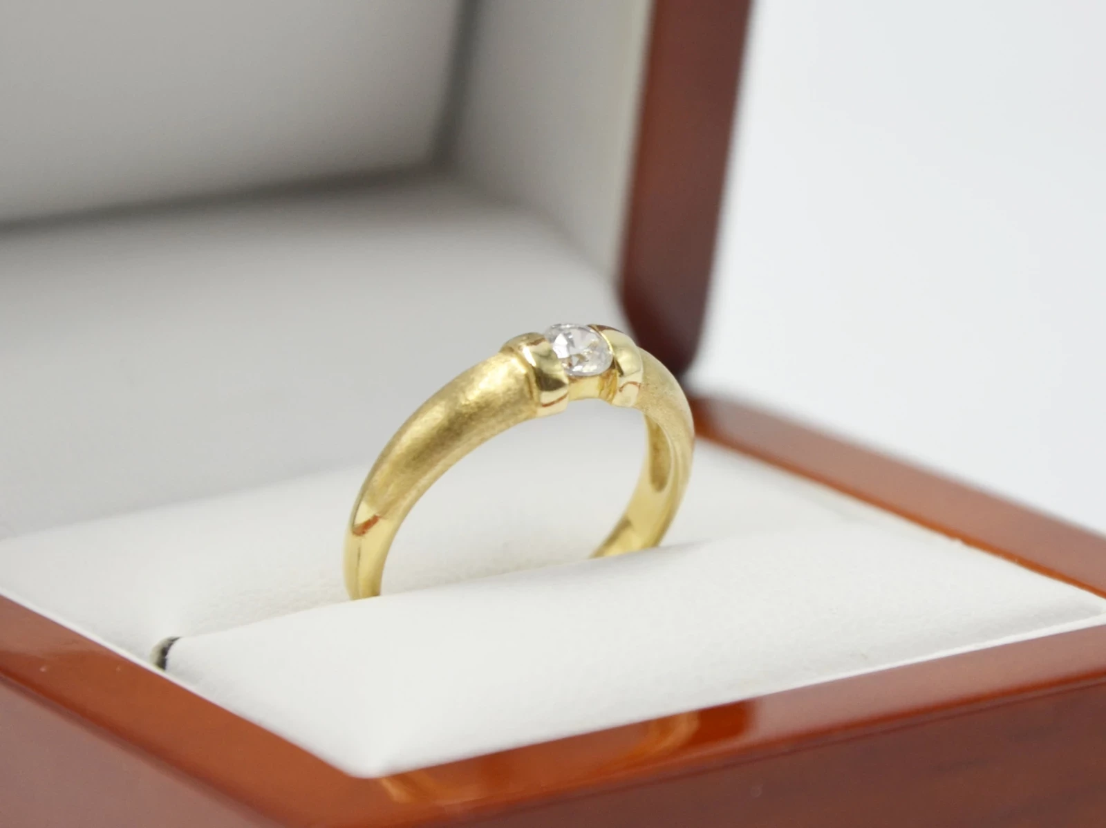 zloty-klasyczny-pierscionek-585-w255g-r13-swietlikow-8-warszawa