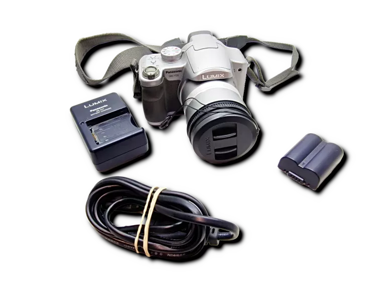 APARAT PANASONIC LUMIX DMC-FZ8