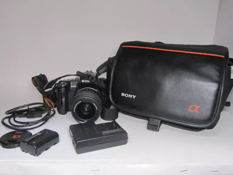LUSTRZANKA SONY ALPHA 500 DSLR-A500