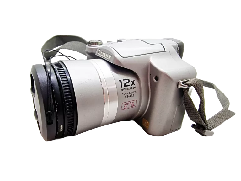 APARAT PANASONIC LUMIX DMC-FZ8