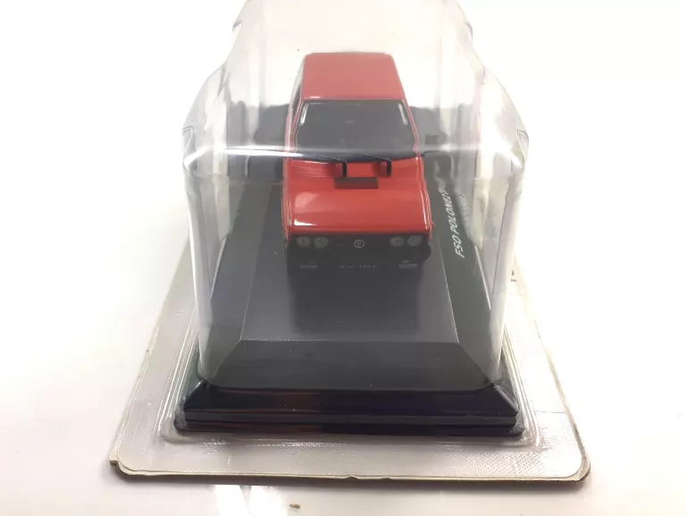 samochodzik-prl-czerwony-stan-11323-2