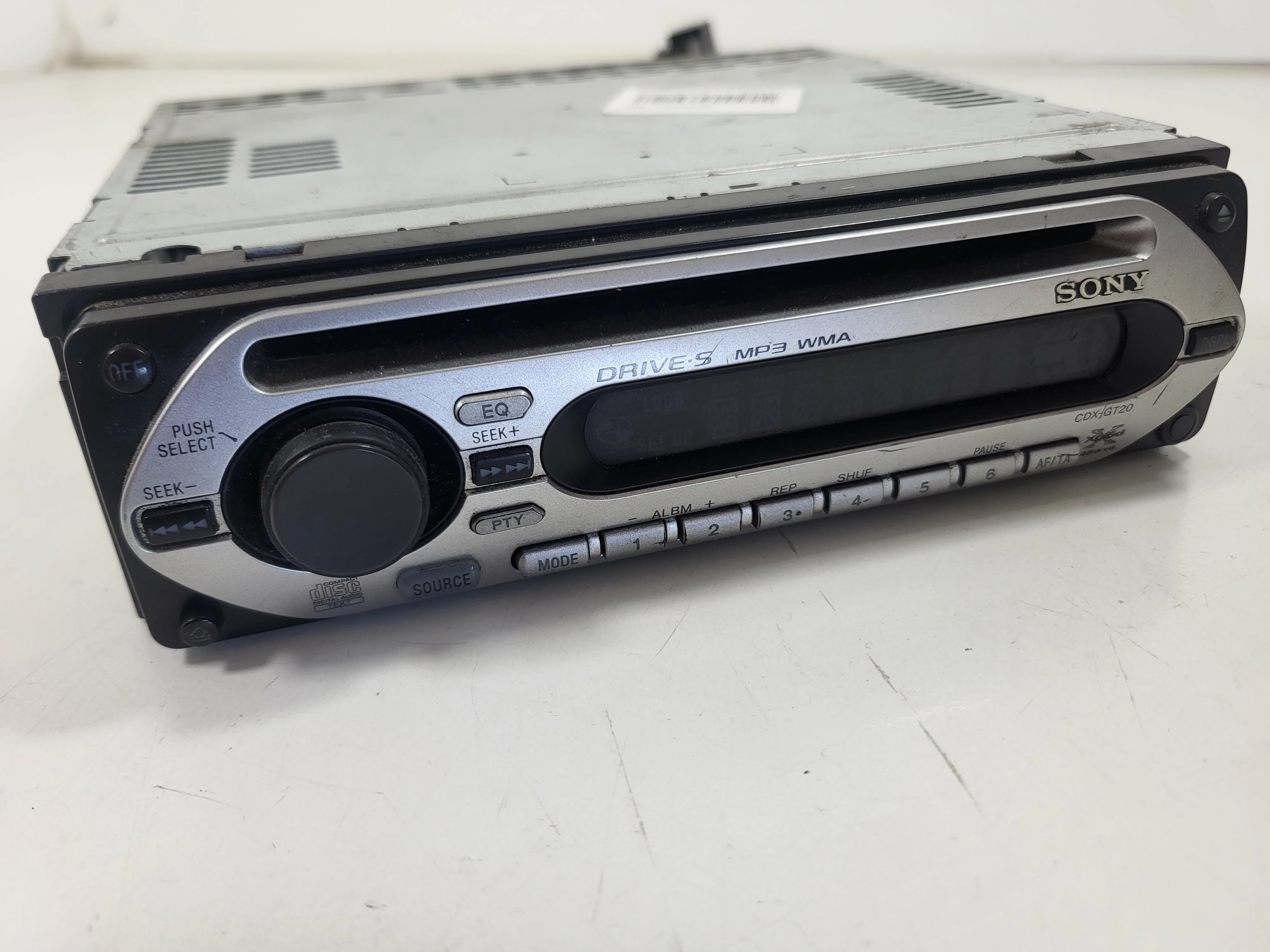 radio-samochodowe-sony-cdx-gt20-rodzaje-odtwarzanych-nosnikow-205774-4