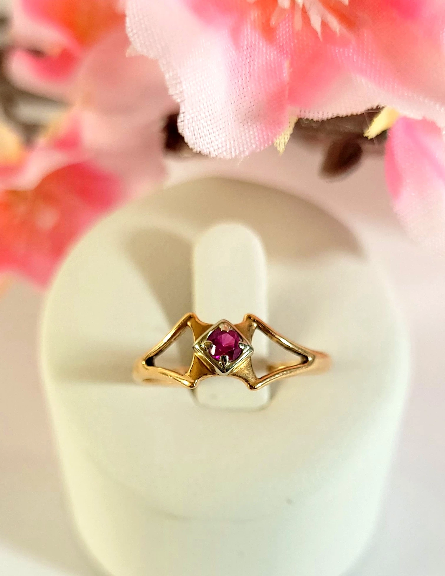 cudowny-zloty-pierscionek-585-140g-ean-gtin-5900025319116