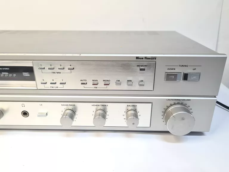 AMPLITUNER GRUNDIG R-500