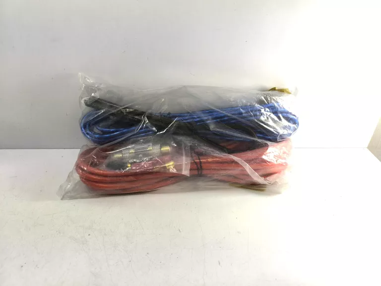 SINUSTEC BCS-1600 ZESTAW KABLI 16MM2 DO WZMACNIACZA SAMOCHODOWEGO 5M