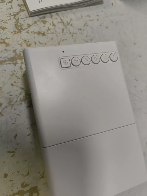 PROJEKTOR LED PVO YG300 PRO BIAŁY