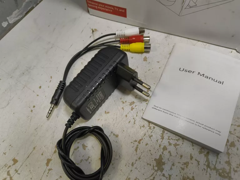 PROJEKTOR LED PVO YG300 PRO BIAŁY