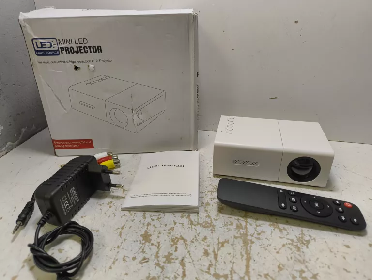 PROJEKTOR LED PVO YG300 PRO BIAŁY