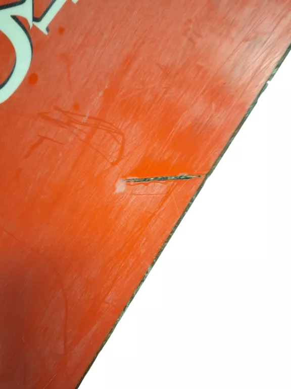 NIDECKER CHILL DESKA SNOWBOARDOWA Z WIĄZANIAMI 150