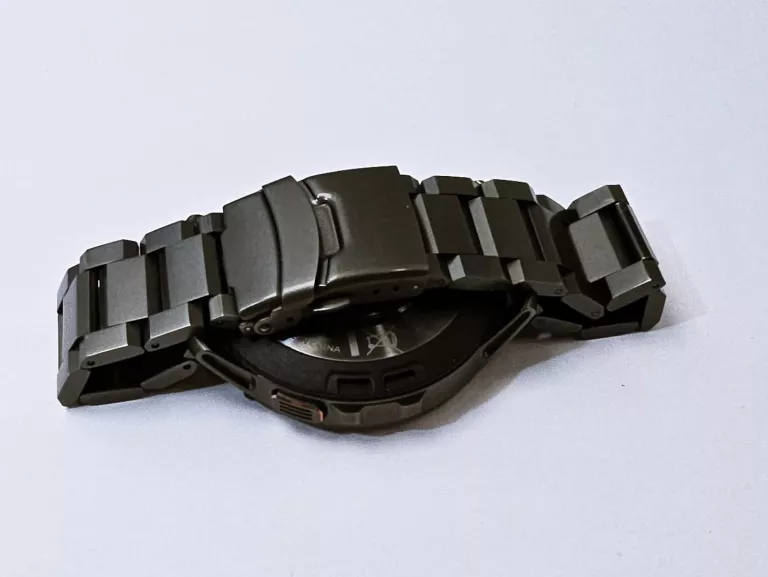 SMARTWATCH MAXCOM FW110 TITAN CHRONOS CZARNY KOMPLET