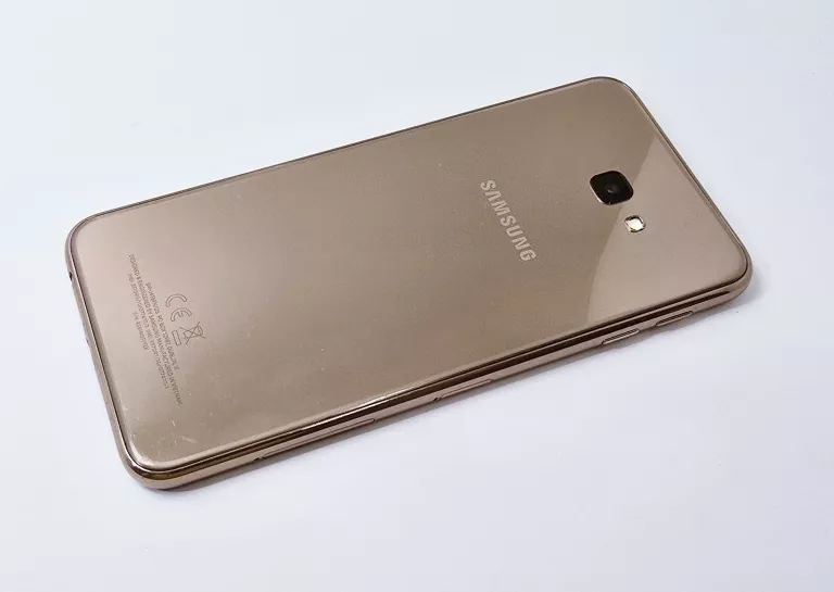 TELEFON SAMSUNG GALAXY J4+ 2/32GB 6" ZŁOTY