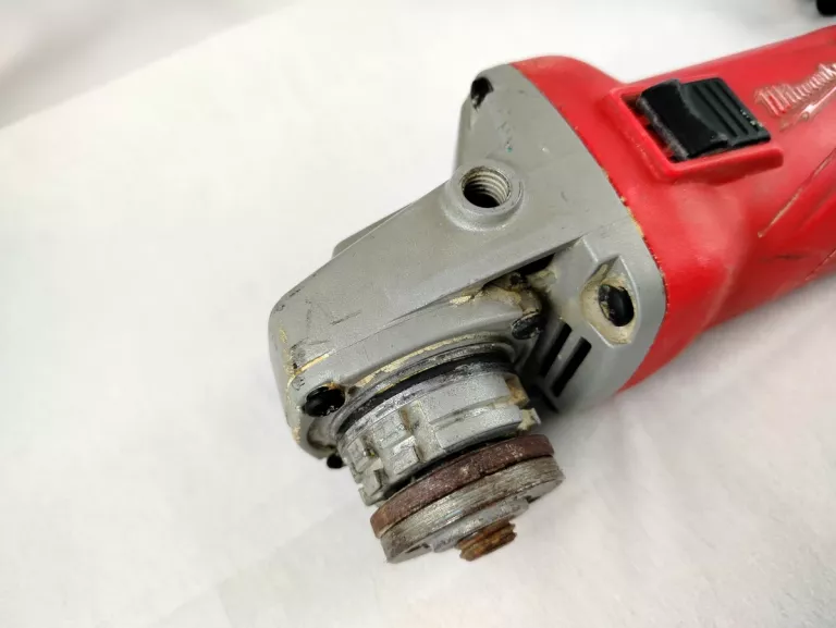 MILWAUKEE AG10-125EK-SZLIFIERKA KĄTOWA 1000W