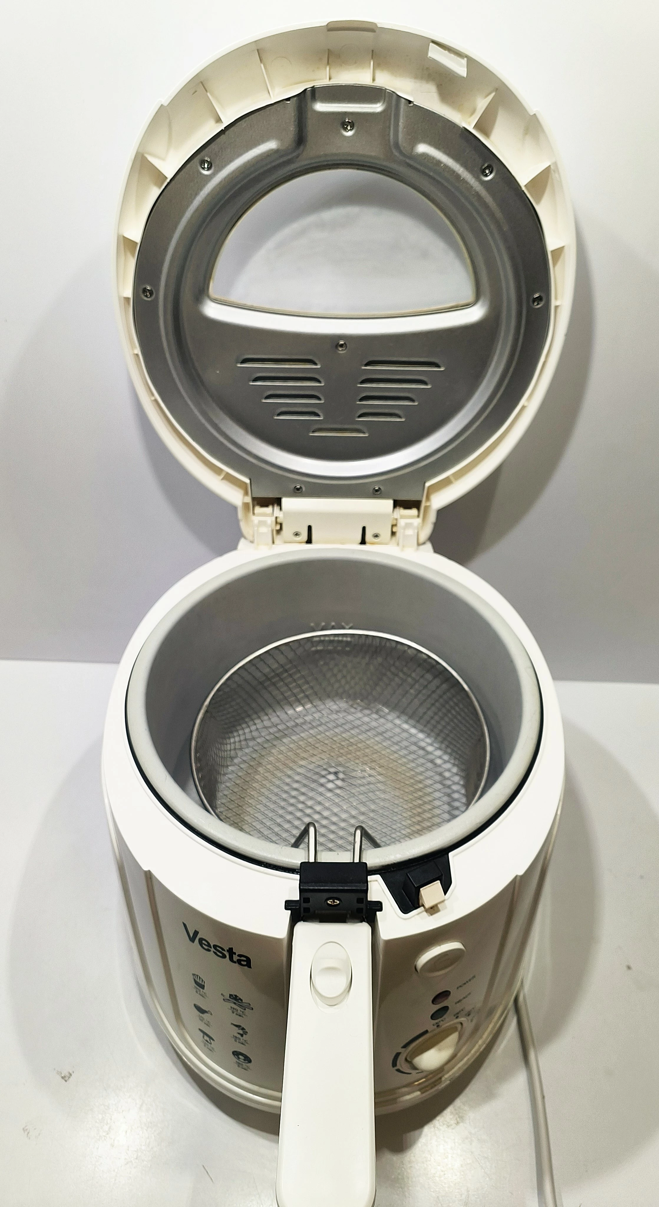 frytkownica-vesta-edf01-1800w-25l-kolor-dominujacy-129357-2