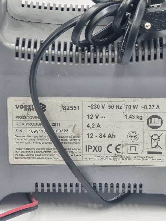 PROSTOWNIK VOREL 82551 12V 6A 84AH PUDEŁKO