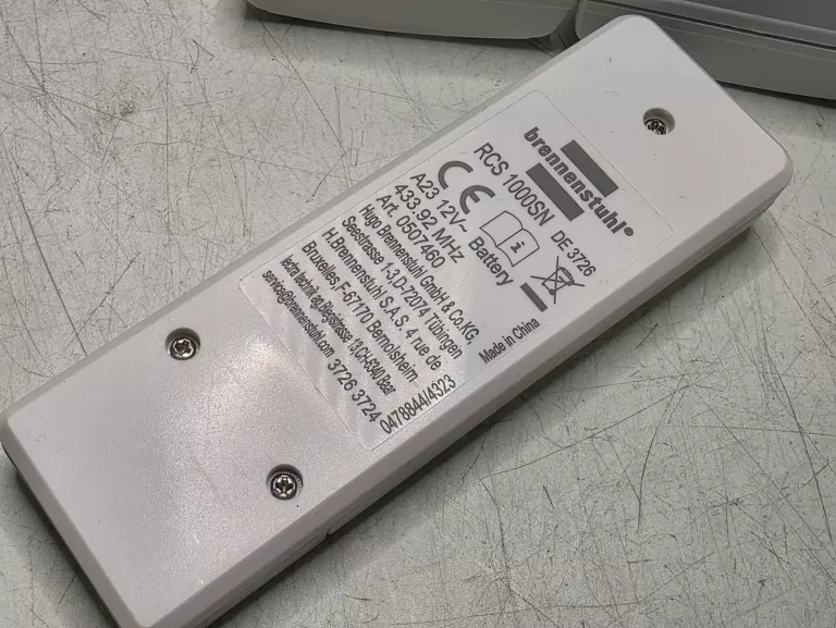 ZESTAW DWÓCH GNIAZD ELEKTRYCZNYCH NA PILOTA BRENNENSTUHL