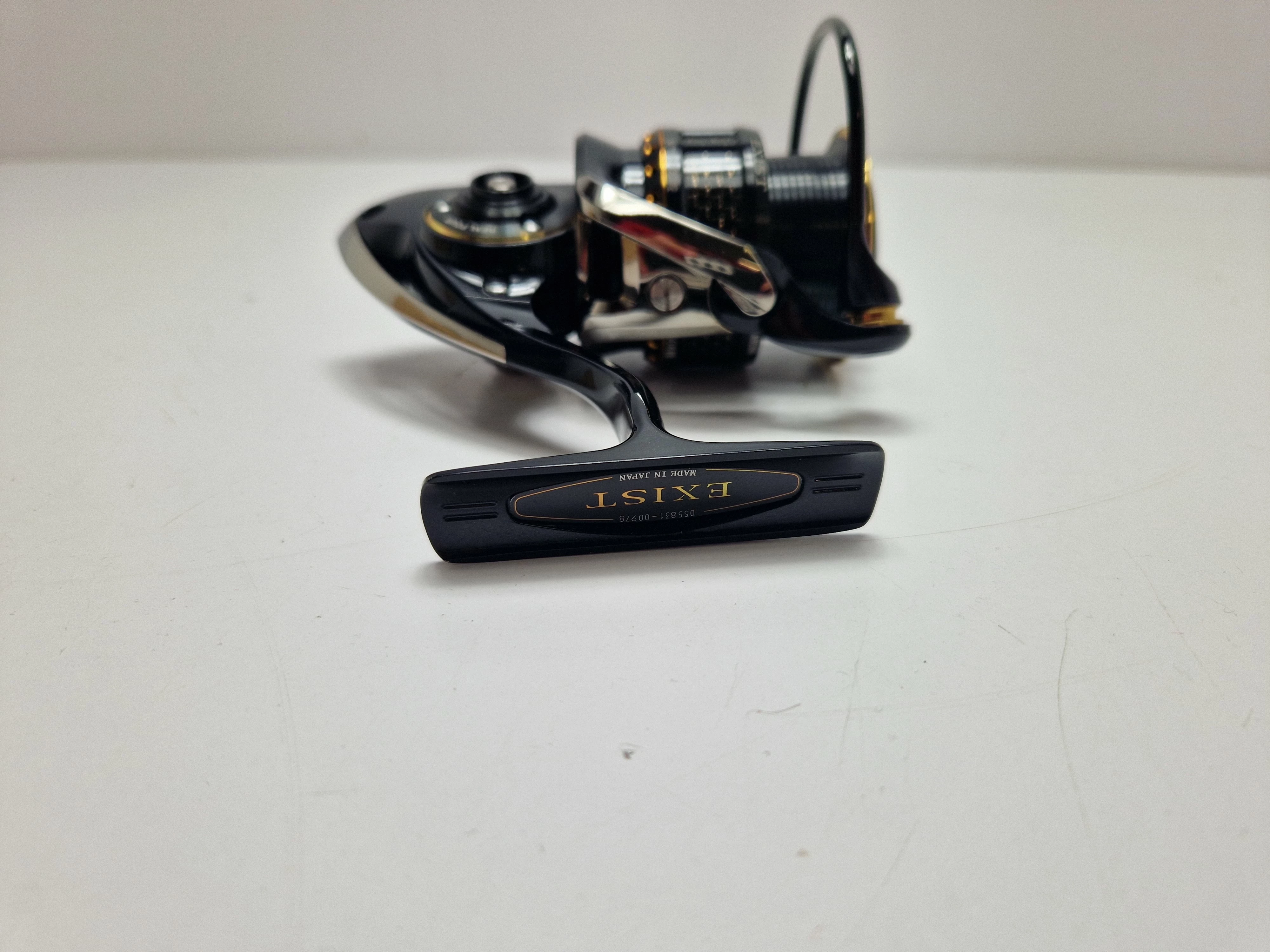 kolowrotek-daiwa-exist-hyper-branzino-custom-2508-r-stan-11323-2