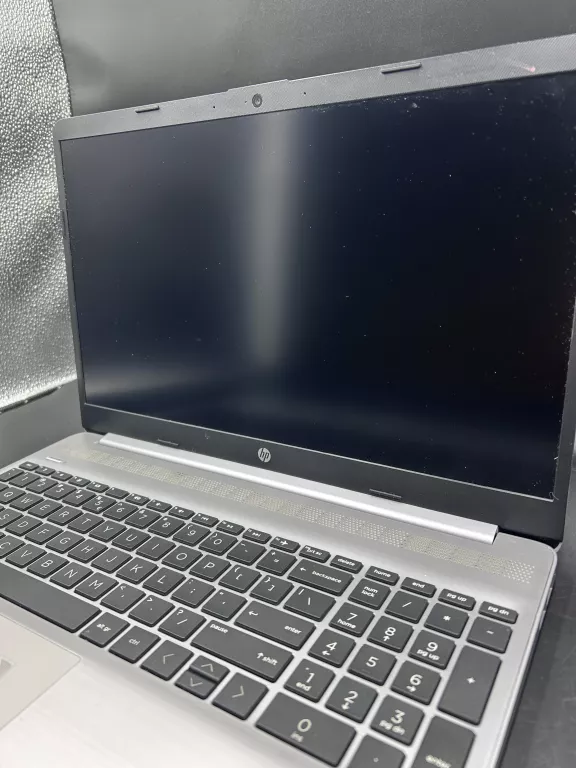 LAPTOP HP 255 G8  RYZEN 3/ 16GB/ 512GB/ WIN11