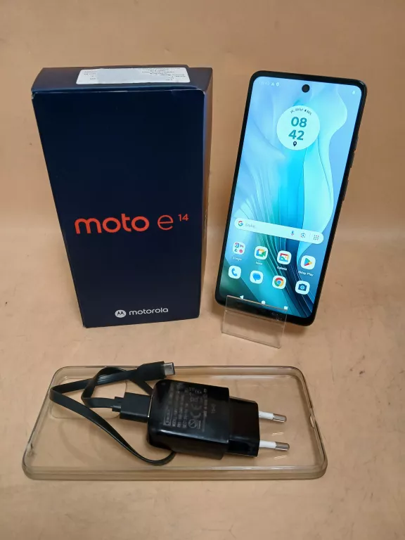 TELEFON MOTOROLA MOTO E14 2/64GB