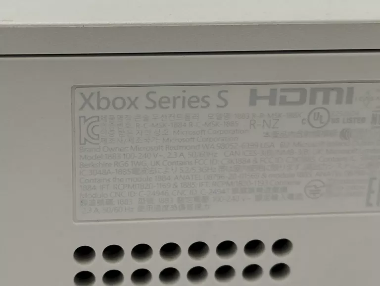 KONSOLA XBOX SERIES S 512GB PAD