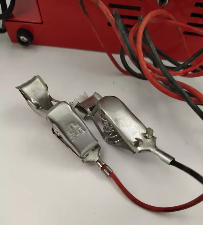 PROSTOWNIK TURBO CAR ACCESSORIES 6A 6V 12V 90A202