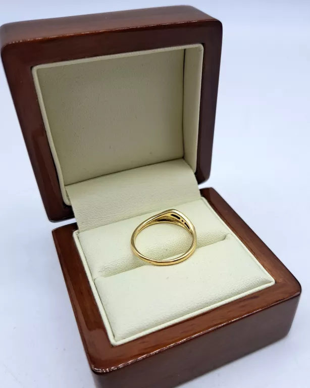 WYRÓB JUBILERSKI UŻYWANY ZŁOTY PIERŚCIONEK 585 1.95G