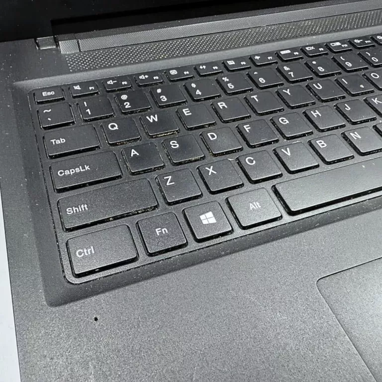 LAPTOP LENOVO IDEAPAD 100-15IBD / 4/500GB / CPU 3825U / BRAK ŁADOWARKI