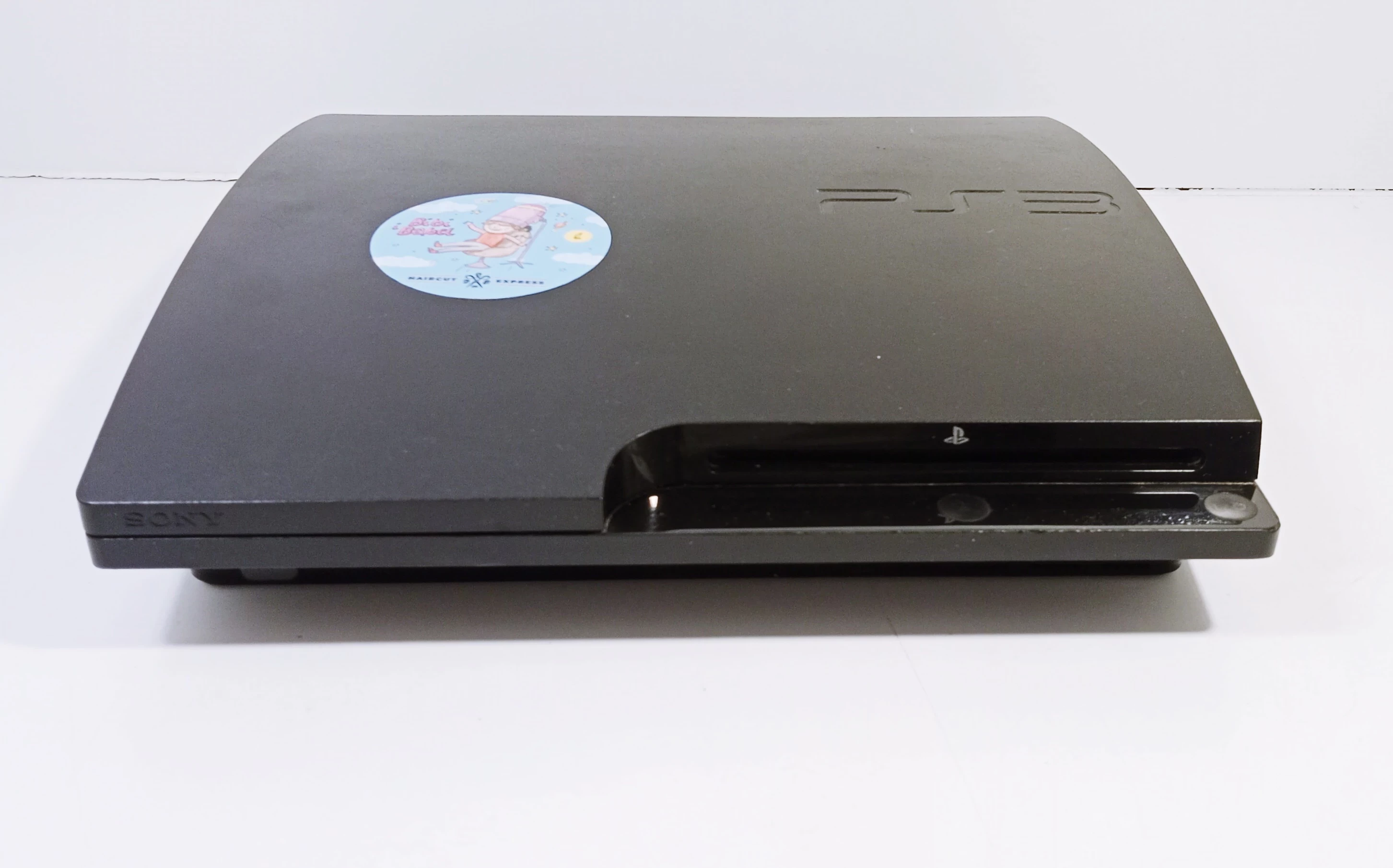 konsola-ps3-2-pady-gry-okablowanie-uszkodzona-dysk-wbudowana-pamiec-5179-225710