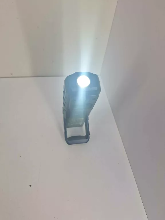 LAMPKA AKUMULATOROWA Z MAGNESEM NITEO