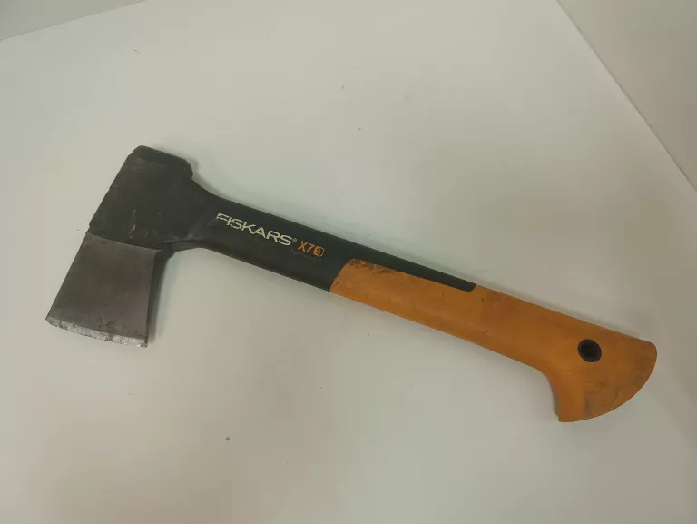 SIEKIERA FISKARS X7