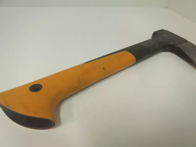 SIEKIERA FISKARS X7