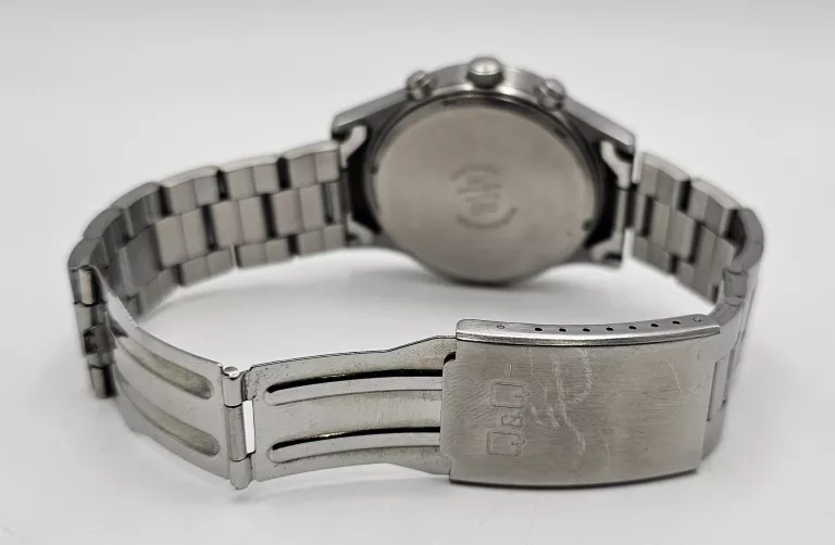 ZEGAREK MĘSKI QQ SUPERIOR CHRONOGRAPH C24A-003V